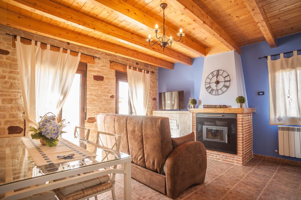 Apartamentos Rurales Millan La Mata de los Olmos 외부 사진
